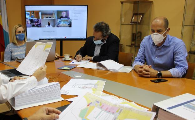 La Junta estudia ya el proyecto básico del nuevo puerto de Fuengirola