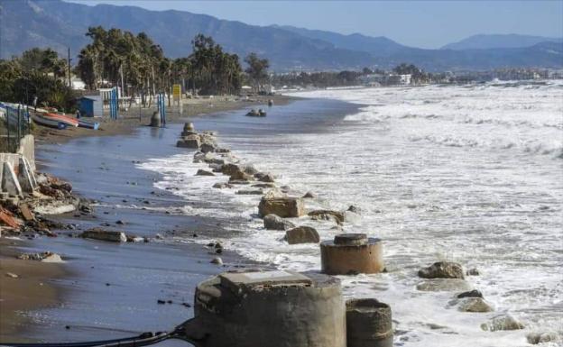 El Gobierno somete a información pública el proyecto de estabilización de la playa de San Pedro Alcántara