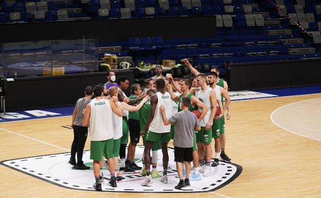 El Unicaja inicia el maratón con sólo diez jugadores