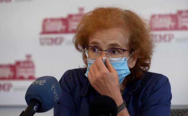 La viróloga Margarita del Val: «No hay evidencia científica de que el toque de queda y los cierres sean efectivos»