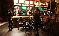 Toque de queda adelantado para los bares y restaurantes de Málaga