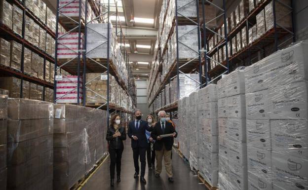 Andalucía cuenta con reserva para seis meses de material sanitario para hacer frente a la pandemia