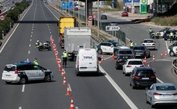 Sucesos La Guardia Civil Establece Controles En Las Principales Carreteras De Acceso A La Provincia De Malaga Diario Sur