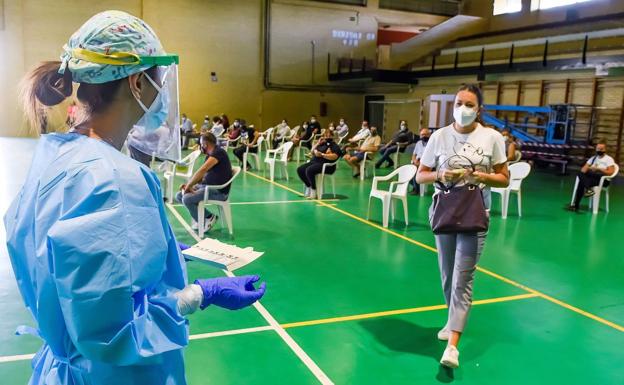 La Junta concluye los últimos cribados masivos en 13 municipios con más de 3.800 pruebas y 46 casos positivos