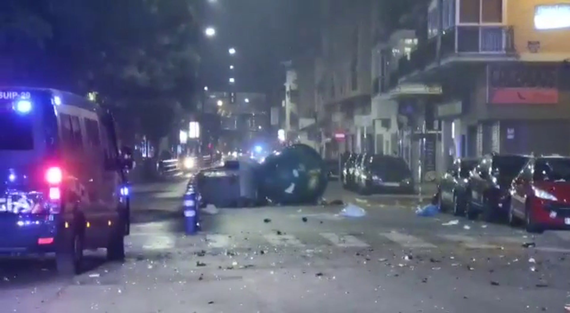 Disturbios en el barrio malagueño de Huelin en protesta por el toque de queda