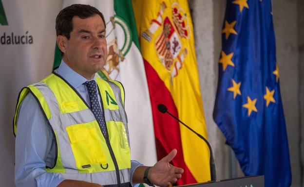 Juanma Moreno anuncia nuevas restricciones en los horarios de los bares