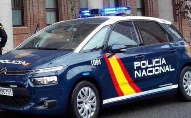 Detienen en Málaga a tres personas que habían ideado un sistema con el que estafaron 17.000 euros a empresas de formación online