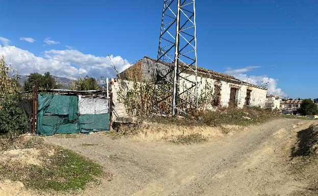 El triste final de Salvador Lanza, el ganadero de Caleta de Vélez muerto tras ser atacado por un becerro