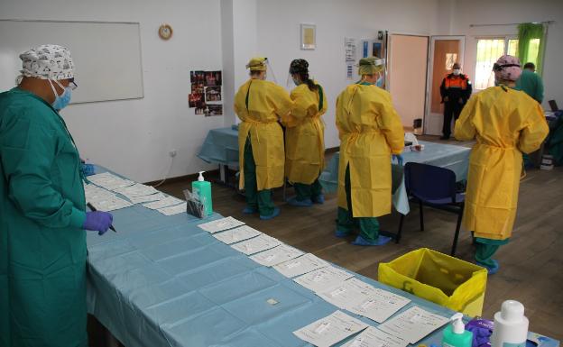 El cribado masivo a 437 vecinos de Villanueva del Trabuco detecta cuatro nuevos positivos por Covid-19