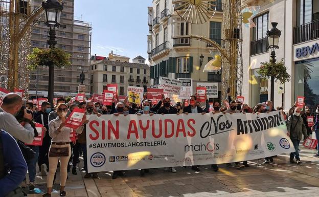 Susana Díaz pide «ayudas directas y a fondo perdido» para los sectores afectados por las restricciones