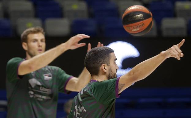 La plantilla del Unicaja da negativo en los test y mañana se someterá a más pruebas