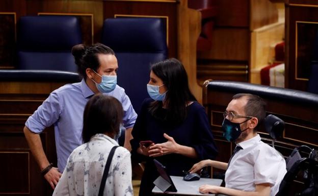 Unidas Podemos se revuelve contra las críticas de los ministros socialistas