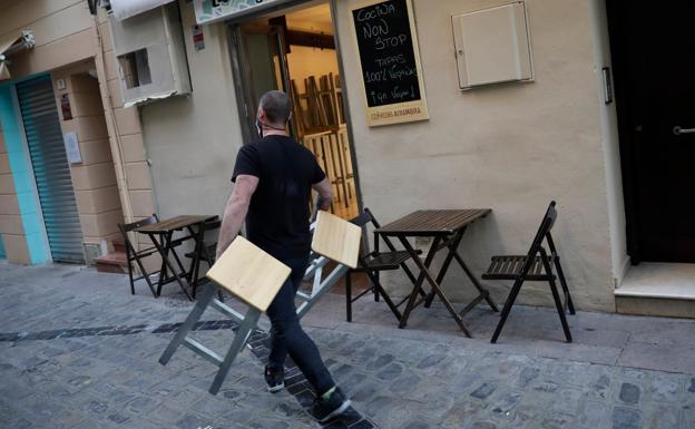 Nuevas restricciones en Andalucía: se amplía la recogida de pedidos en bares y restaurantes