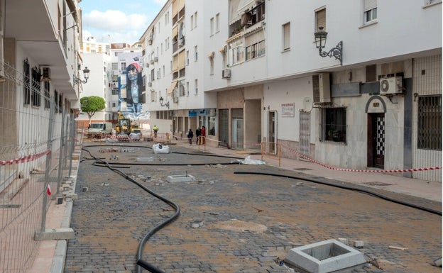 Recta final para la remodelación de once nuevas calles en Estepona