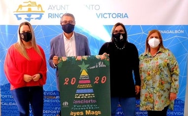 Francsico Salado ha presentado hoy con las ediles Elena Aguilar, Clara Perles y Carmen Cañizares la programación de Navidad./SUR