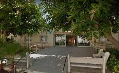 El suceso tuvo lugar en el centro de salud Vélez Sur./SUR