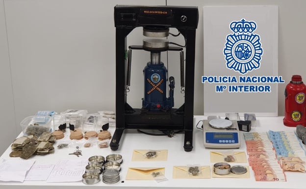 Desmantelan dos veces en menos de 15 días un punto de venta y procesamiento de marihuana en Vélez-Málaga