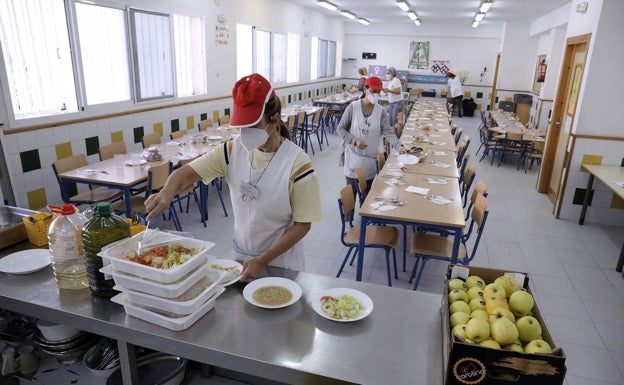 Los colegios de Málaga que se quedaron sin comedor a comienzo de curso recuperan el servicio