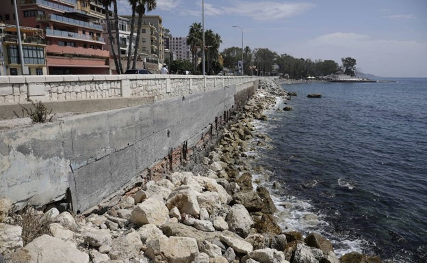 El Gobierno acumula un año sin resolver sobre la playa de los Baños del Carmen
