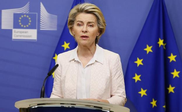 Johnson y Von der Leyen se dan más tiempo para desencallar la negociación final del 'brexit'