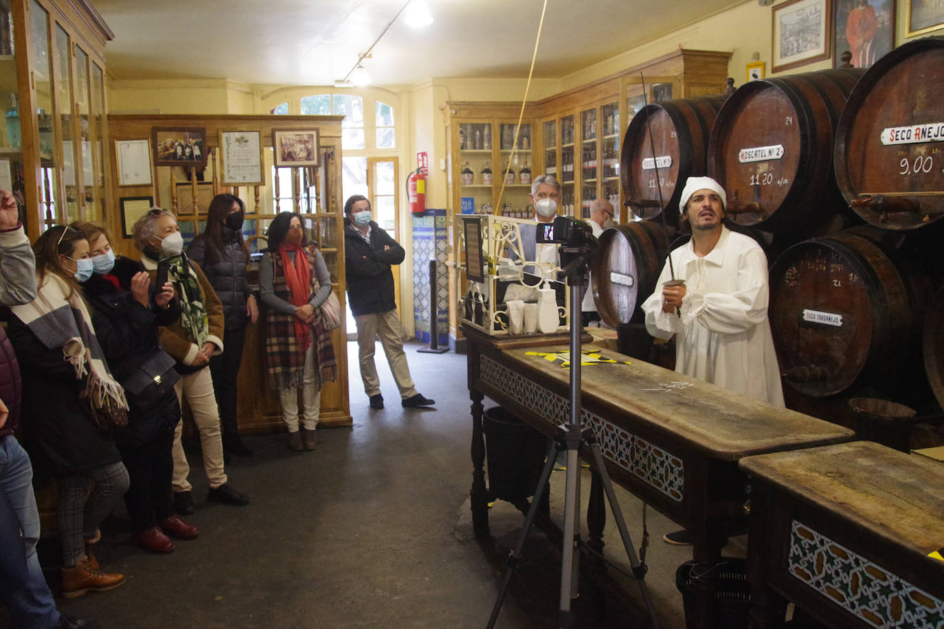 Rutas teatralizadas: 'Estampas del vino de Málaga' y 'Paseo histórico por la Carretera de Cádiz y su pasado industrial'