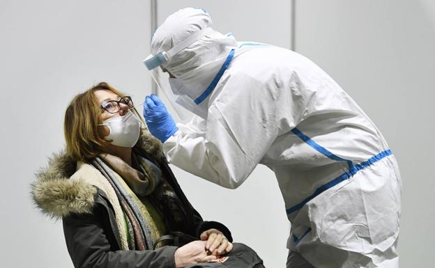 ¿A qué hora anuncia Juanma Moreno las nuevas medidas y restricciones en Andalucía para Navidad?