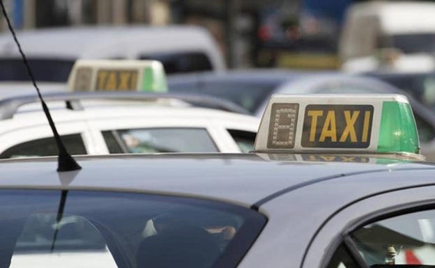 El taxi avanza hacia el precio cerrado y la opción de compartir viaje