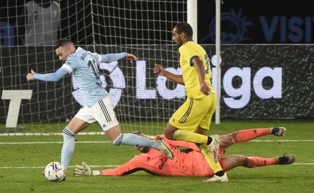 Aspas y la contundencia del Celta liquidan al Cádiz