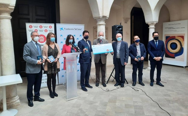 Fundación Málaga y Fundación La Caixa presentan la segunda edición del libro 'Máscaras de papel' a beneficio de Cáritas