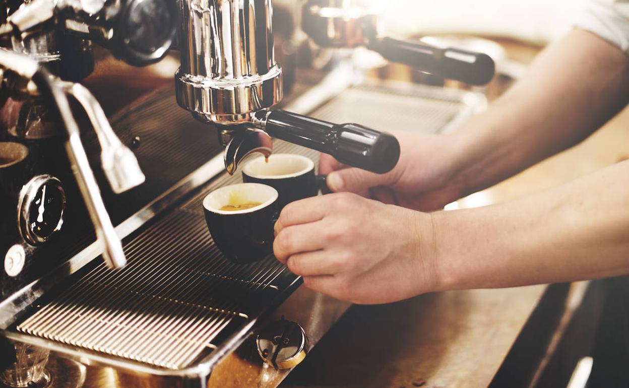 Las cafeterías podrán abrir por las tardes, pero sin servir bebidas alcohólicas
