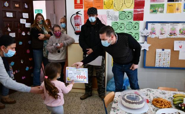 Cartajima ofrece ayudas económicas a familias con hijos