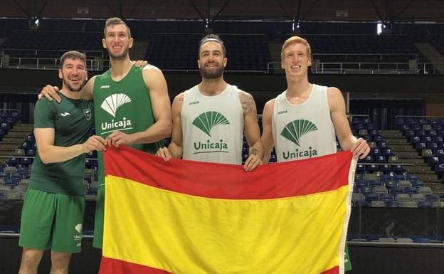 Tres malagueños y cuatro cajistas con la selección española de baloncesto