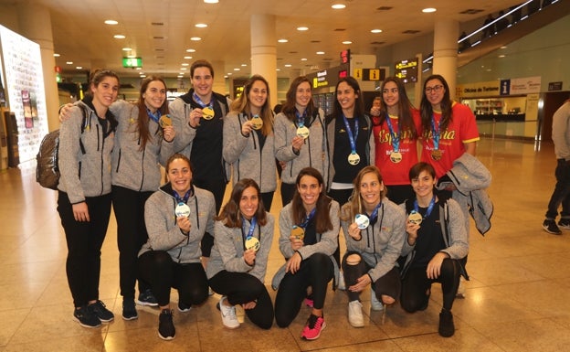 La selección española de waterpolo trabaja en Málaga