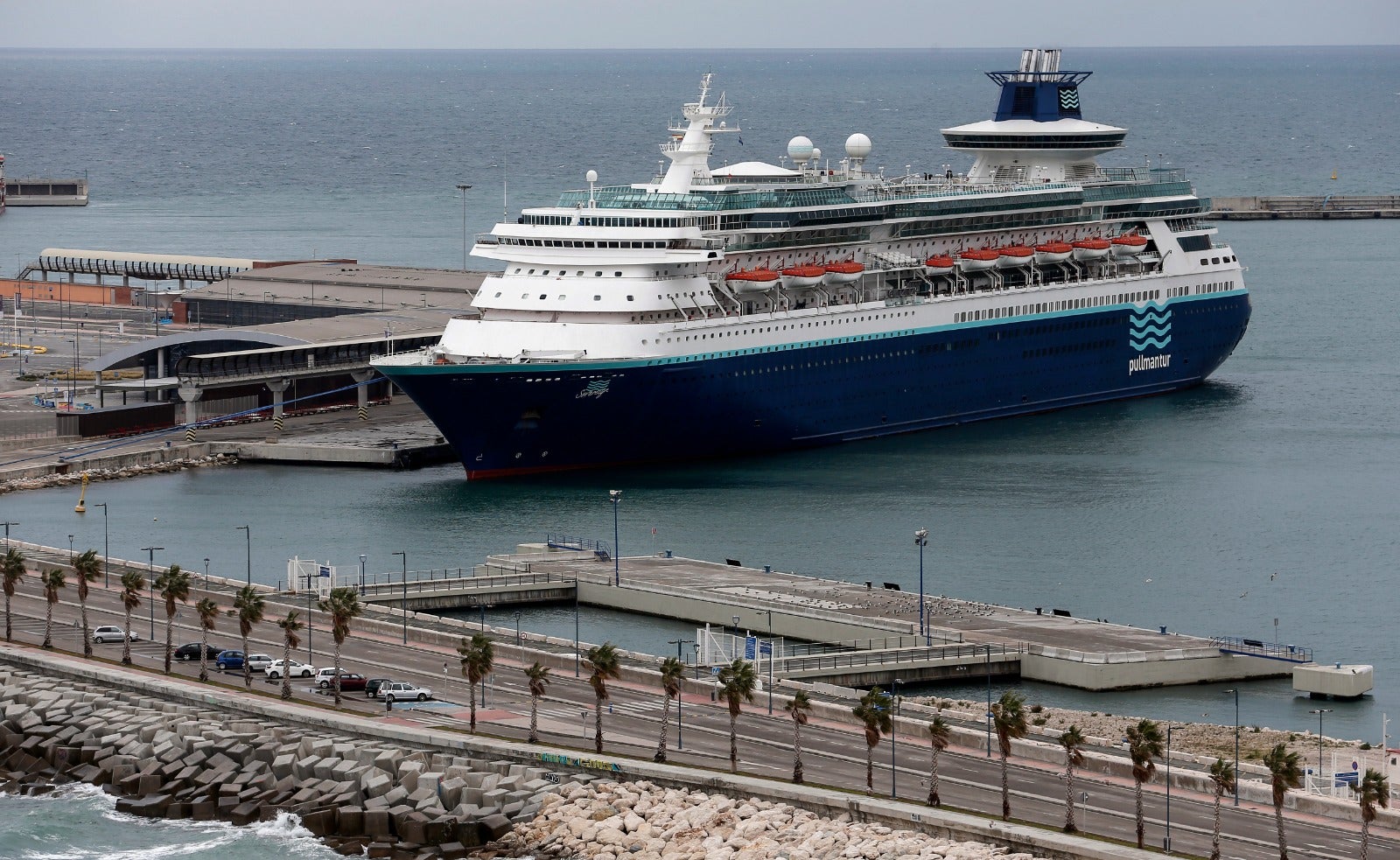 Cruceros: El Puerto de Málaga lastrado por la ausencia de atraques