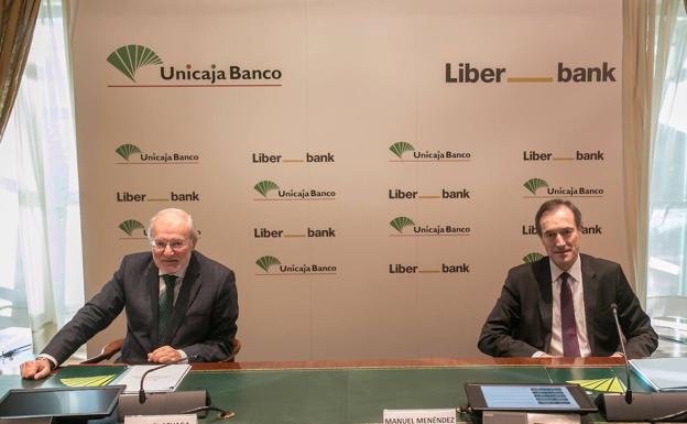 Azuaga: «Esta decisión estratégica nos dará una situación sólida y adecuada para afrontar los retos de la banca»