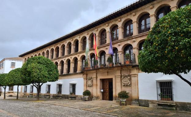 El Ayuntamiento de Ronda suscribe una póliza de crédito de dos millones
