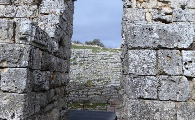 El Ayuntamiento de Ronda propone a la Junta la gestión directa del yacimiento de Acinipo