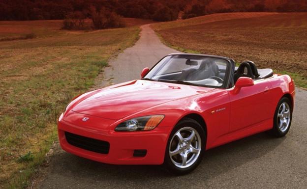 Se cumplen 20 años del Honda S2000, el biplaza que rompió moldes