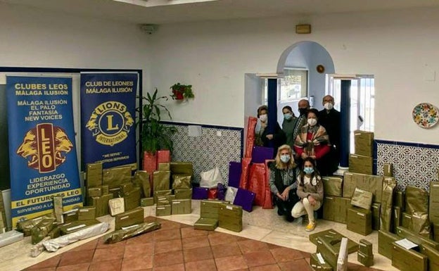 El Club de Leones Málaga logra el reto de repartir mil juguetes para niños de familias desfavorecidas