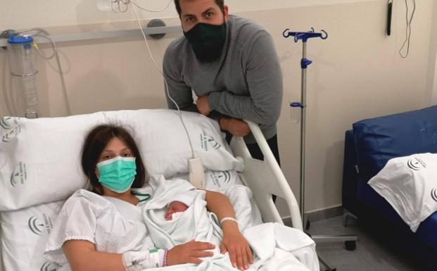 Alejandra, la primera bebé de 2021 en Ronda y su comarca