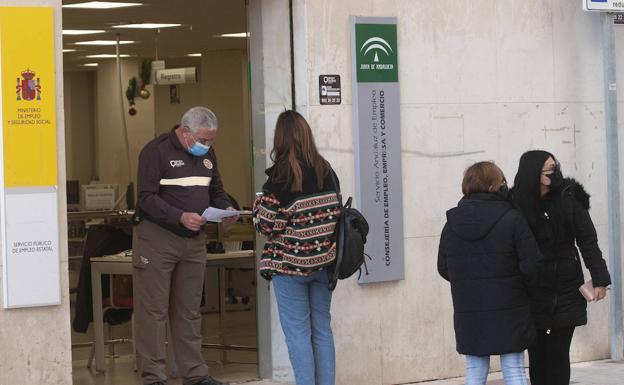 Málaga sufre la tercera mayor subida del paro del país en 2020, con 48.000 nuevos desempleados