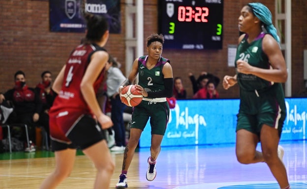 La americana Taja Cole abandona el Unicaja