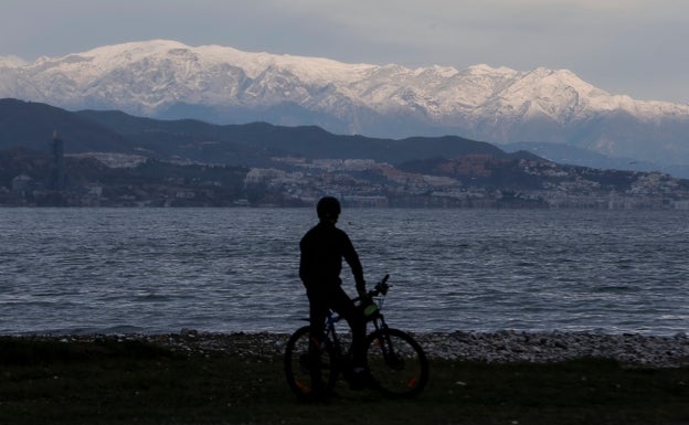 Málaga marca 18 grados, récord de temperatura máxima de la península