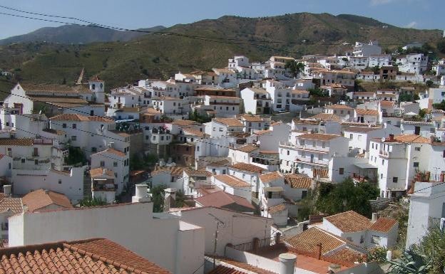 El Borge limita el horario de los establecimientos locales para frenar la expansión del Covid-19