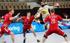 España salva ante Polonia la posibilidad de luchar por las medallas