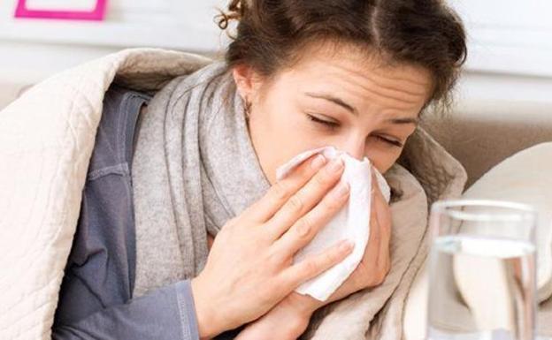 Cantabria aboga por plantear el uso de la mascarilla para futuras campañas de gripe por la bajada de casos