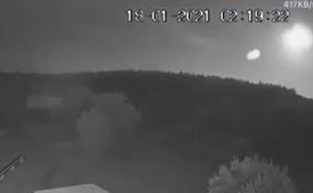 El resplandor de un meteorito 'despierta' a varias localidades de León