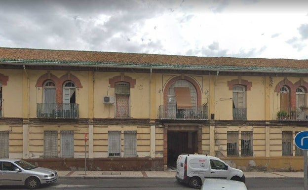 El Ayuntamiento de Málaga da el primer paso para recuperar un edificio protegido en mal estado en el barrio de la Victoria
