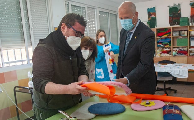 Javier Imbroda asegura que las clases presenciales en colegios e institutos «no peligran»