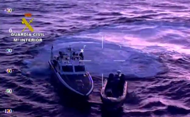 Cae una red de 45 miembros dedicada a introducir en España grandes cantidades de hachís usando embarcaciones desde Málaga